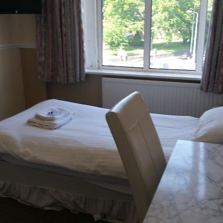 The Bridge Hotel Скънторп Екстериор снимка