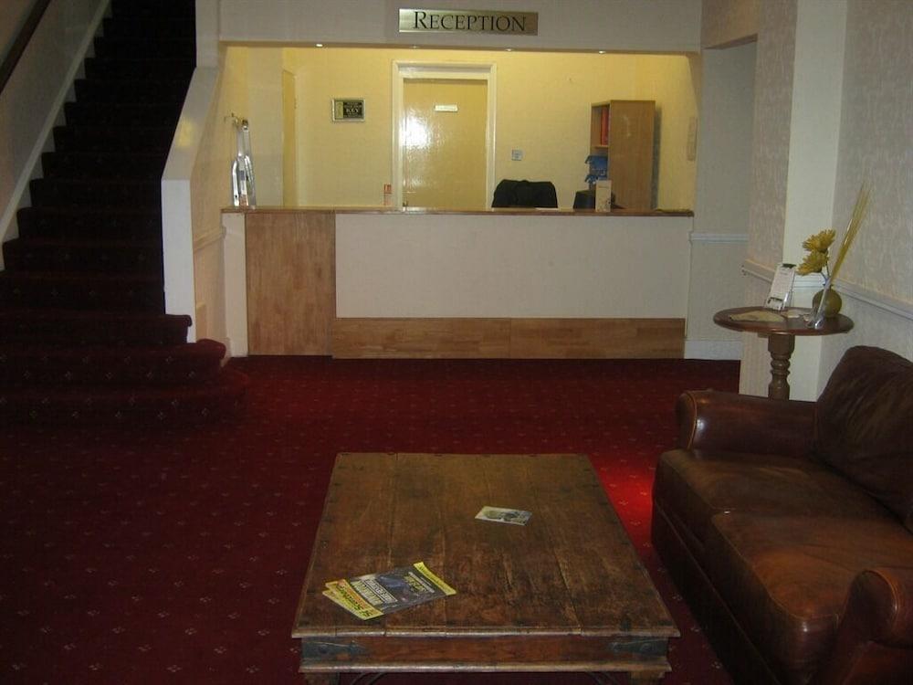 The Bridge Hotel Скънторп Екстериор снимка